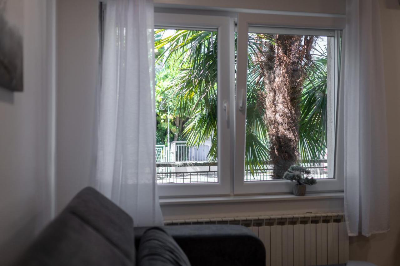 Kuca Za Odmor Palma Lägenhet Zagreb Exteriör bild